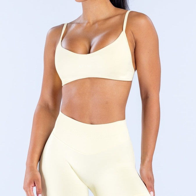 CT Matte Seamless Scoop Neck Sports Bra